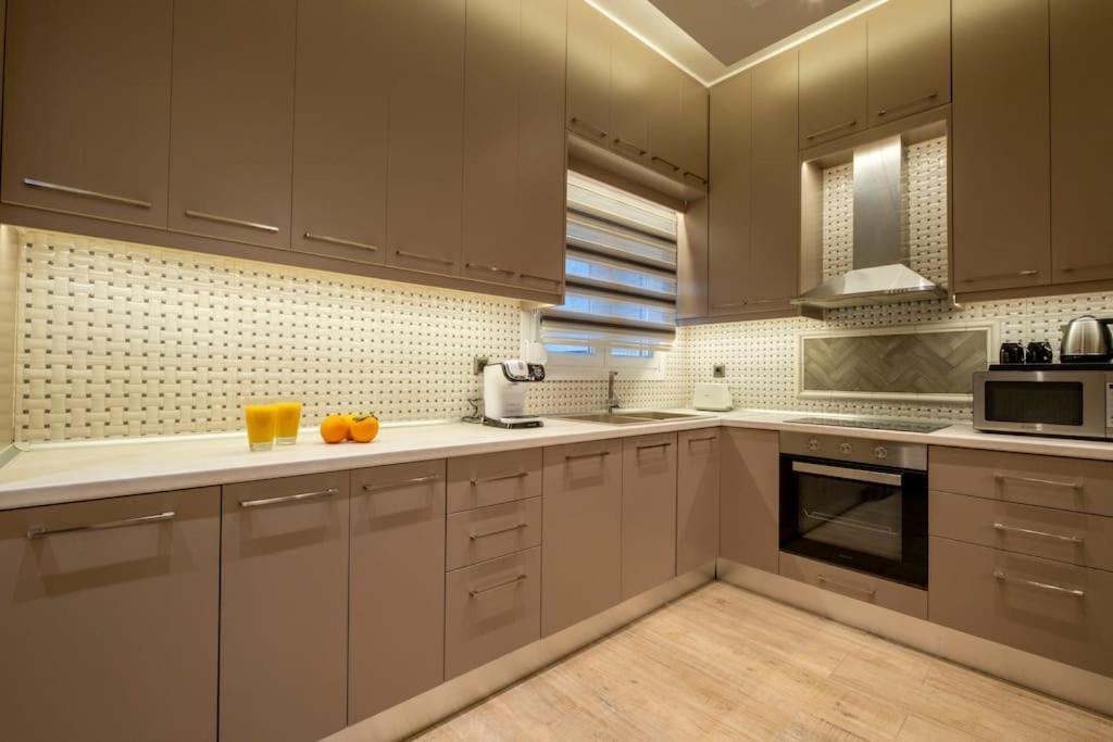 Maison De Luxx A10, Cozy Apartment With Garden In Лариса Екстер'єр фото